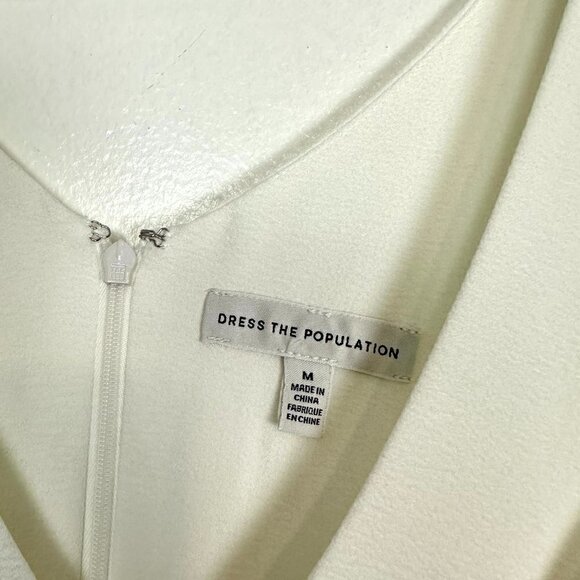 DRESS THE POPULATION Sandra Plunge Crepe Trumpet Gown in Off White Size Medium - Picture 8 of 15